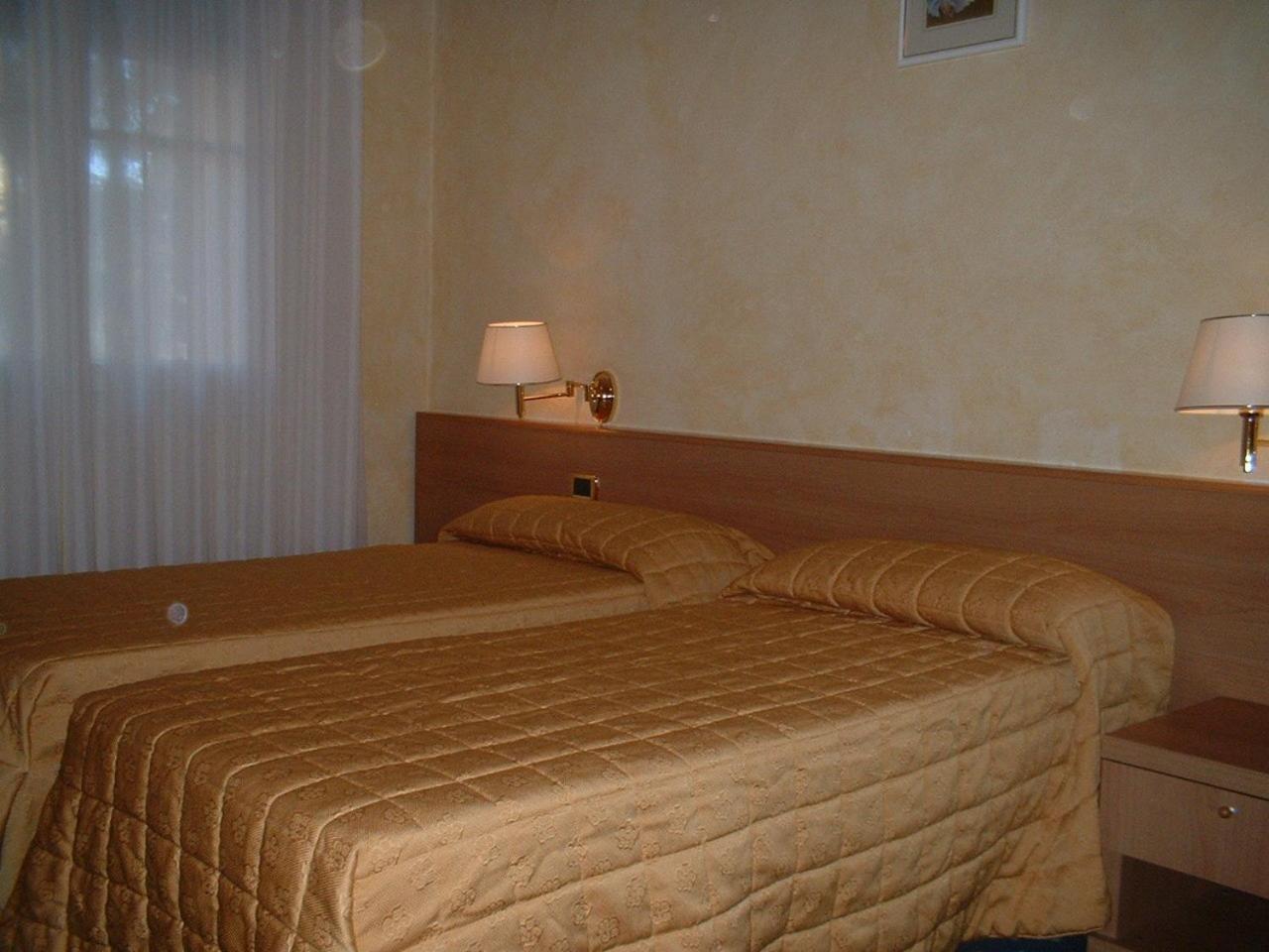 Hotel Miravalle 2000 Lizzano in Belvedere Kültér fotó