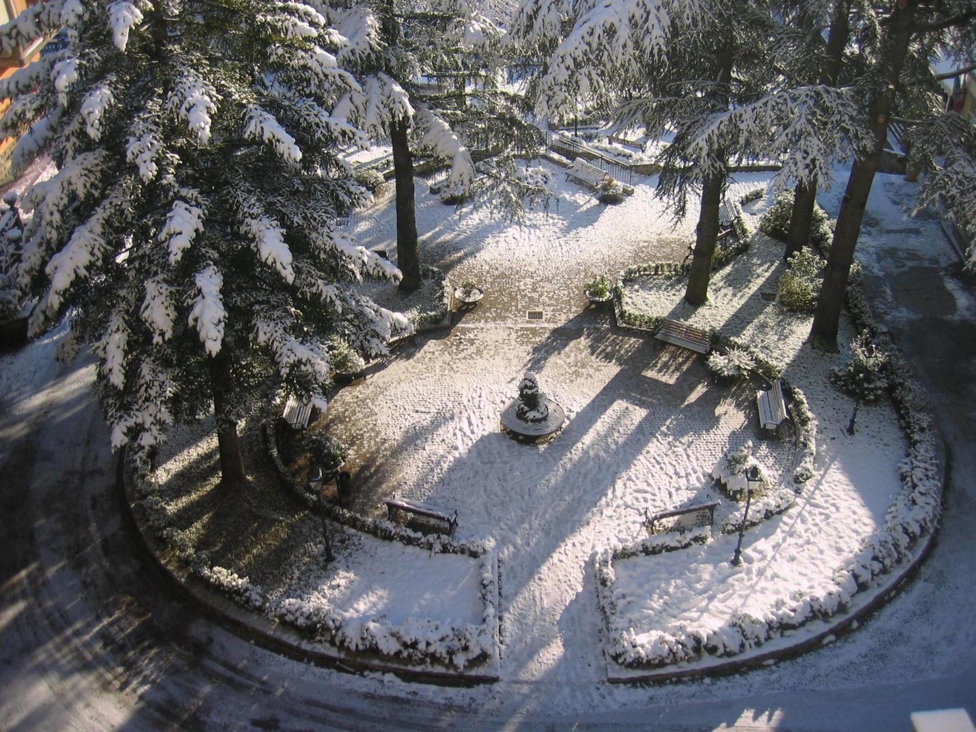 Hotel Miravalle 2000 Lizzano in Belvedere Kültér fotó